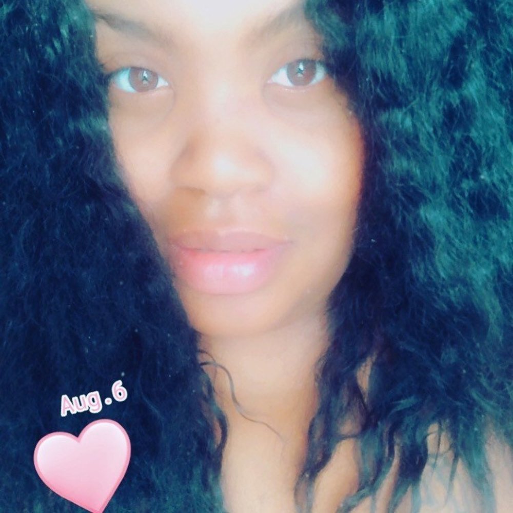 Meet your Posher, Neisha